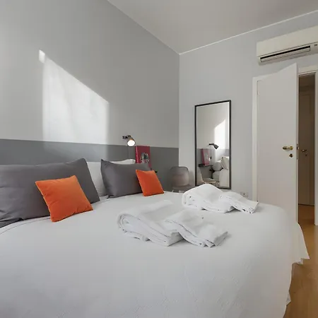 Апартаменты Luxury Design - 10 Minutes From Duomo *